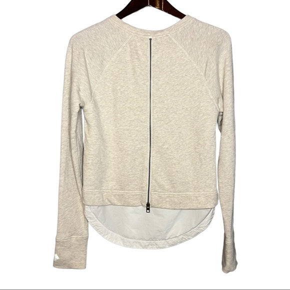 Athleta Heather Cream and White Roamer Zip Back Layered Sweatshirt XS - Picture 7 of 11